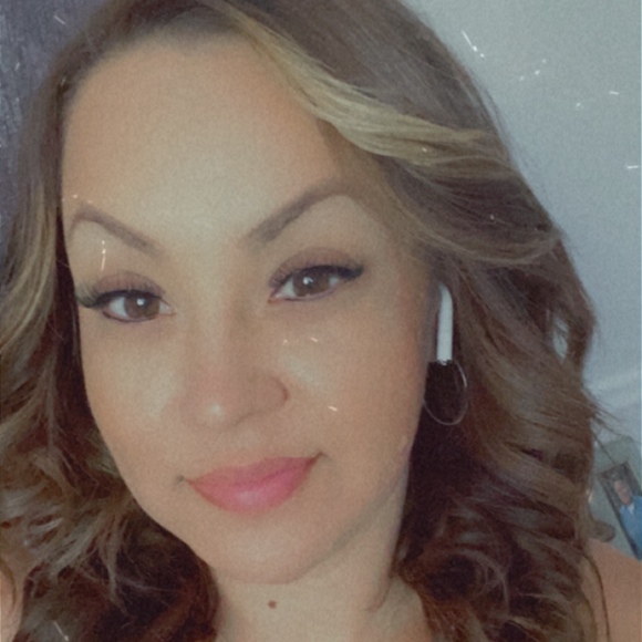 kellyjborrego